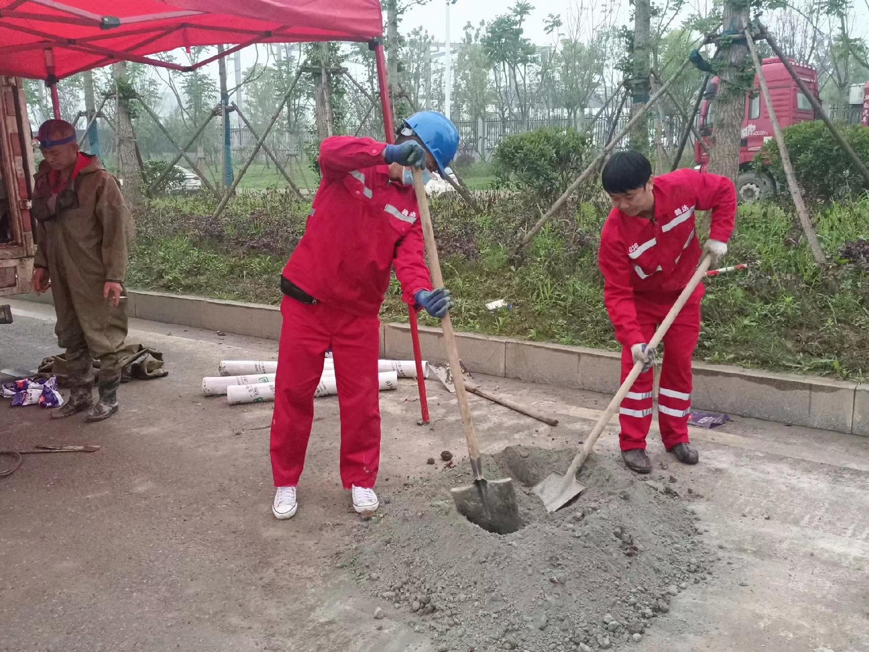 华安管道疏通哪家好】及时进行市政管道清淤